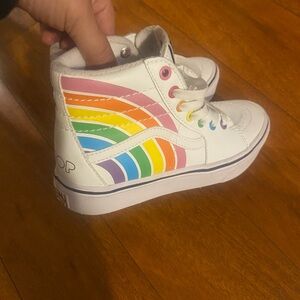 Vans Super ComfyCush Sk8-Hi
Flour Shop